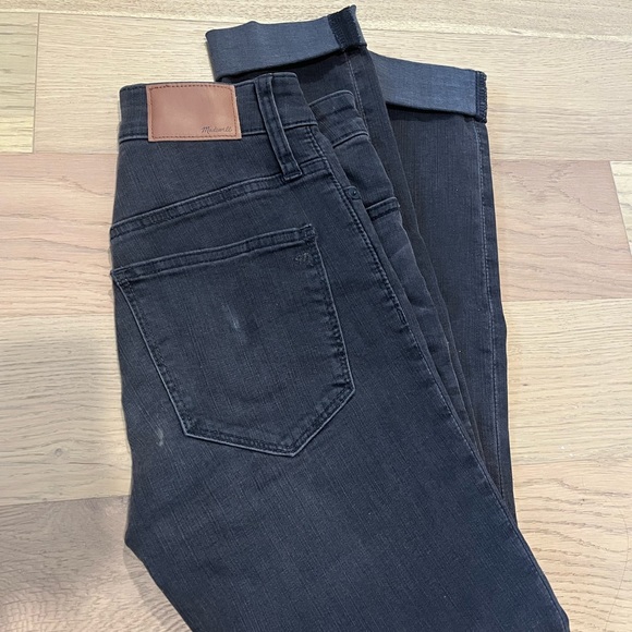 Curvy skinny high-rise black Madewell jeans - Picture 4 of 5